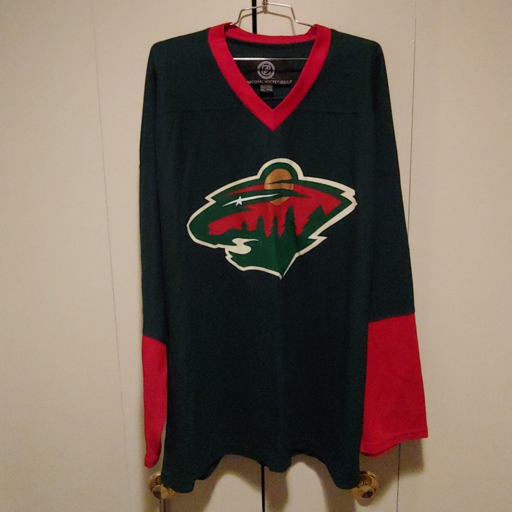 Minnesota Wilds XXL hockey jersey